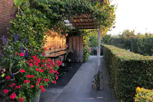 Minicamping De Kampeertuin - Geschirrspülbecken auf dem Campingplatz