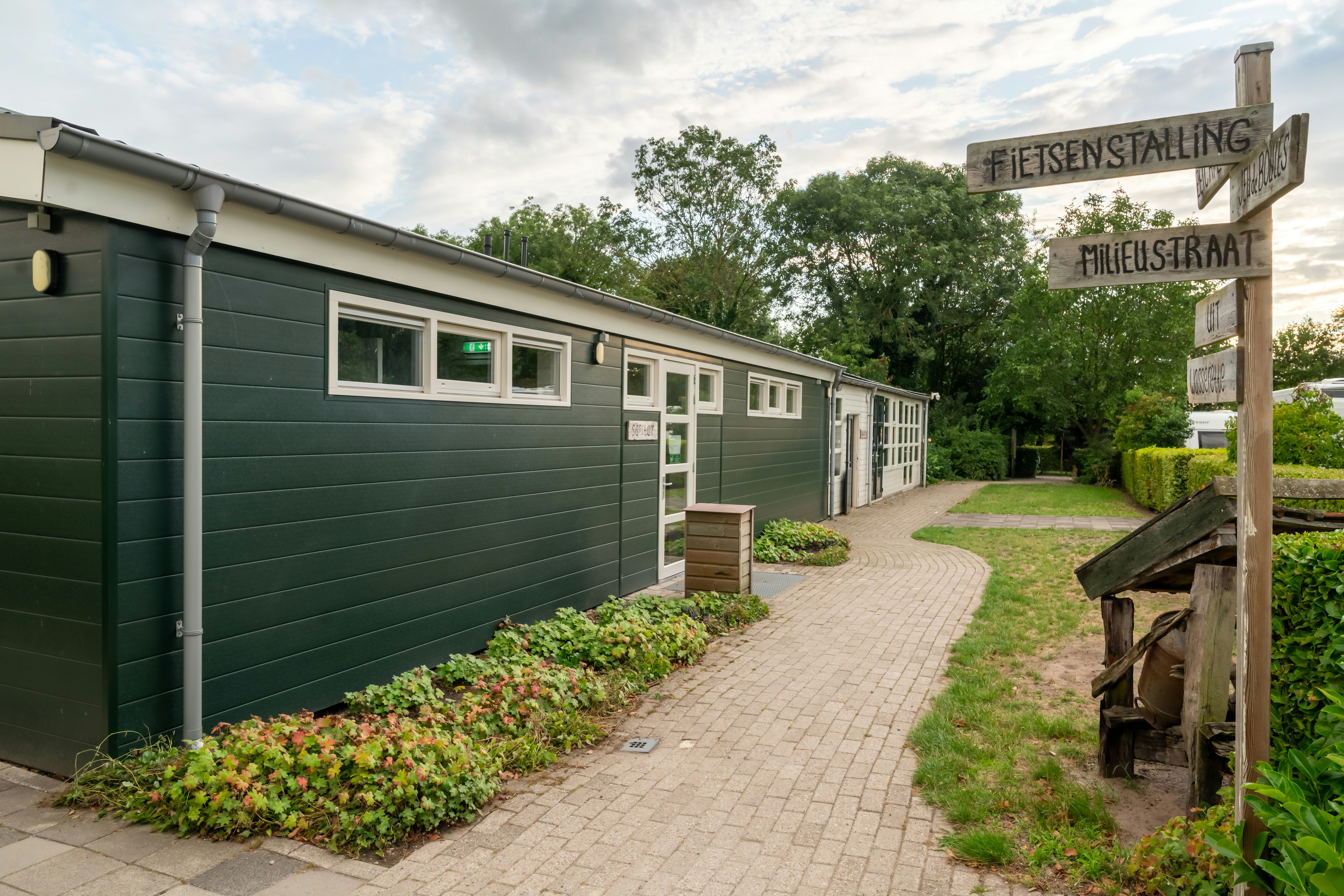 Minicamping De Kleine Abtshoeve - Servicegebäude auf dem Campingplatz