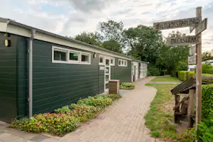 Minicamping De Kleine Abtshoeve - Servicegebäude auf dem Campingplatz