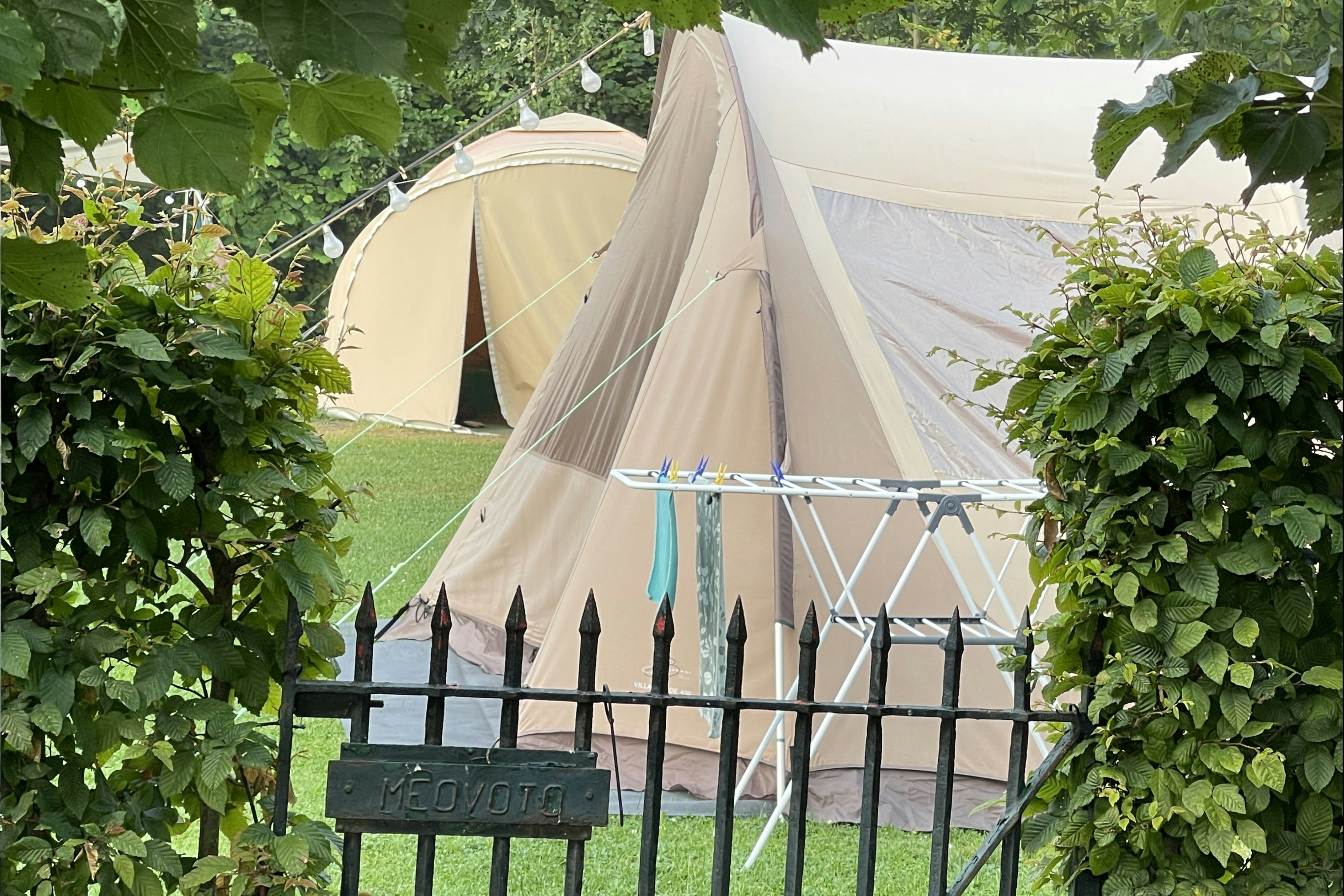 Minicamping De Knokkert - Standplätze im Grünen auf dem Campingplatz