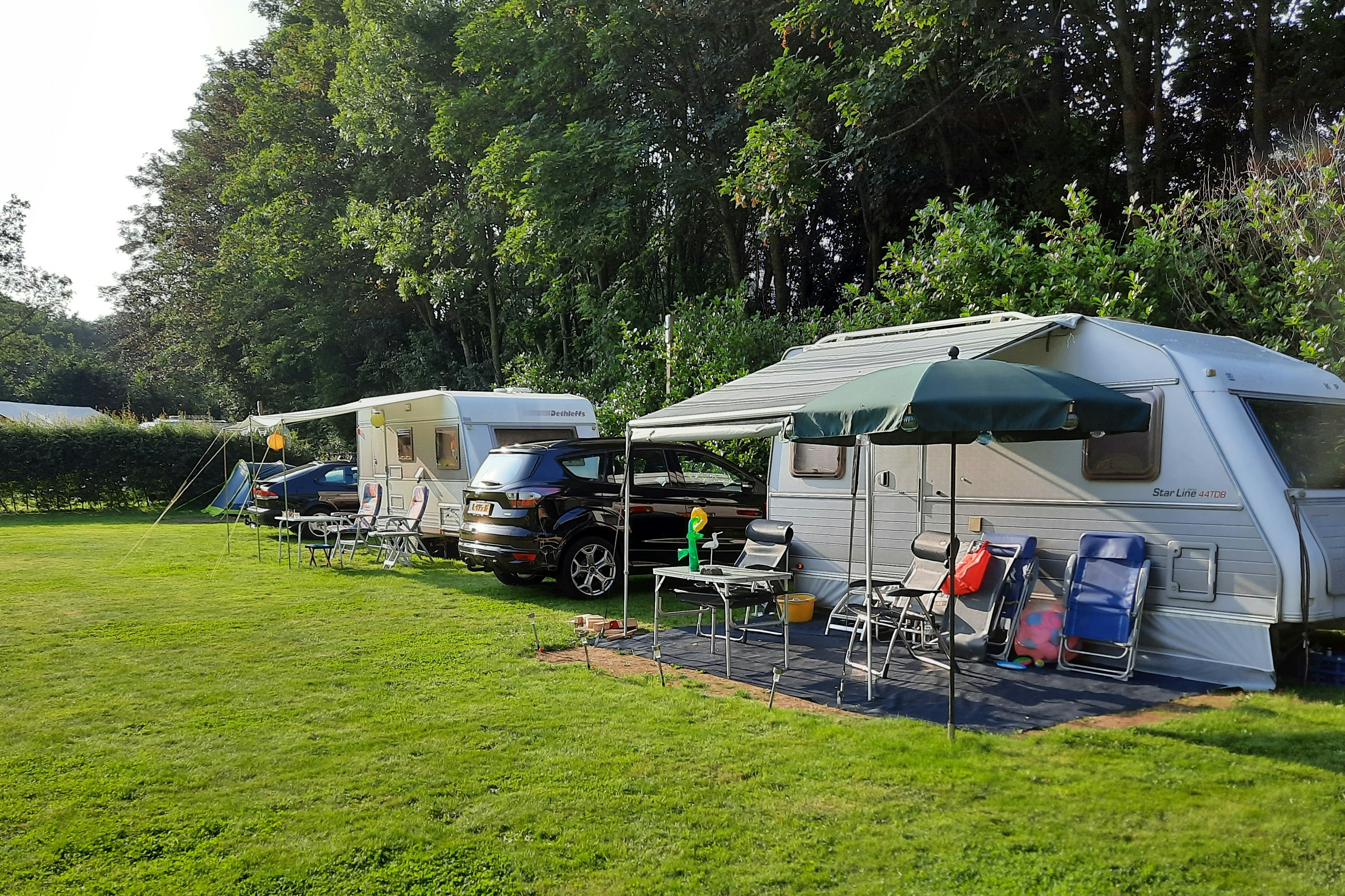 Minicamping De Loenense Brug - Stellplätze im Grünen