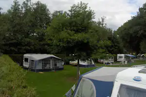 Minicamping Nieuw Kempink - Standplatzwiese auf dem Campingplatz