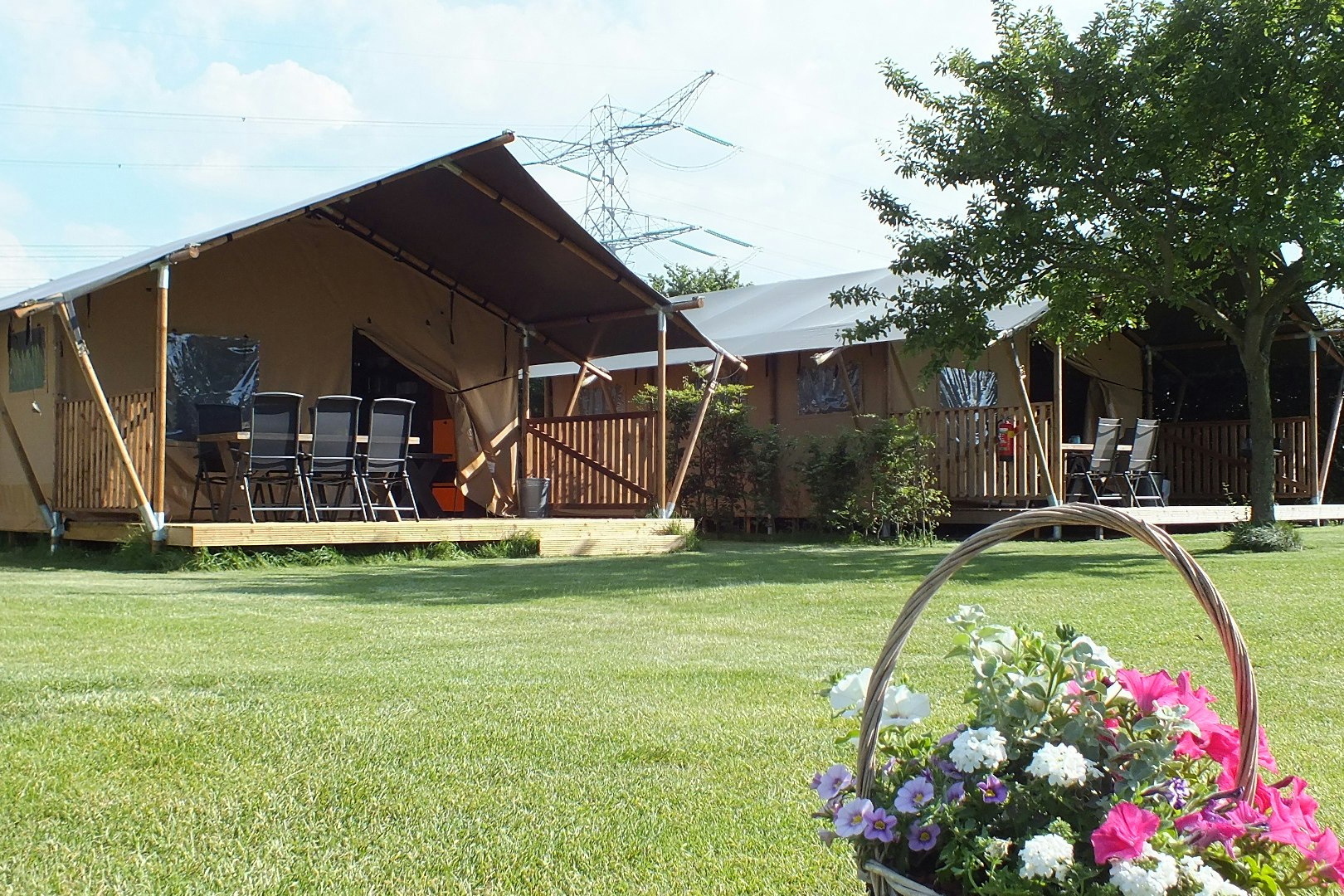 Minicamping 't Kwedammertje - Außenansicht Glamping-Zelt