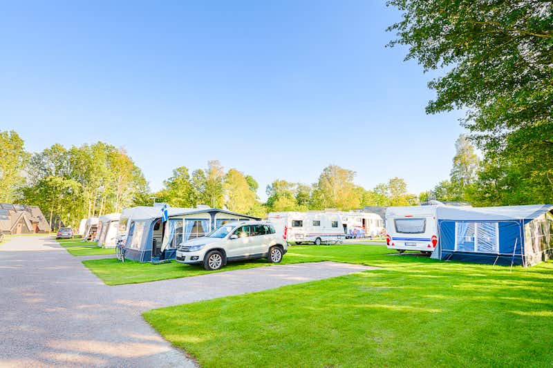 Mötesplats Borstahusen  -  Wohnwagen- und Zeltstellplatz vom Campingplatz im Grünen