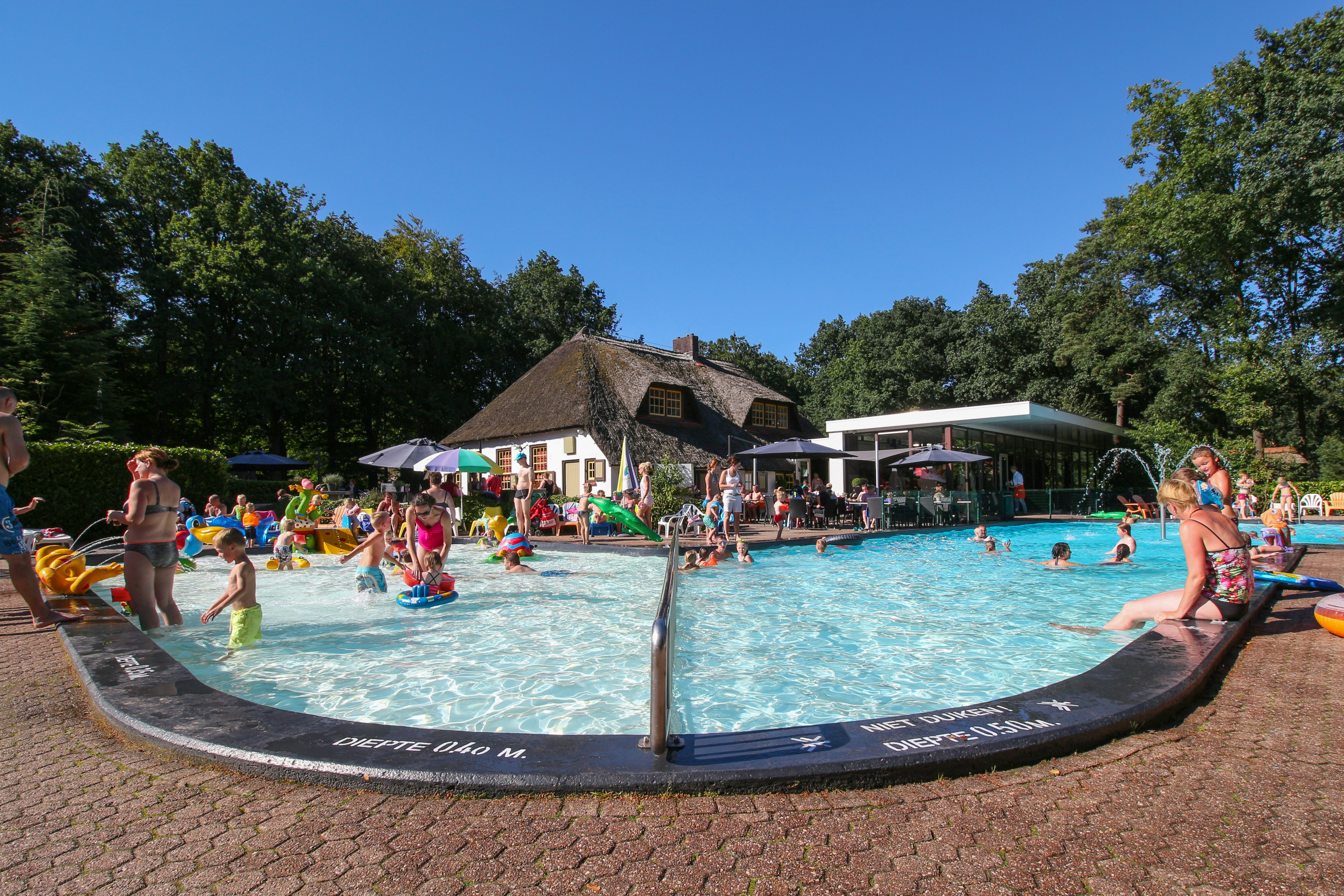 Molecaten Park De Leemkule  - Kinderbecken im Poolbereich vom Campingplatz