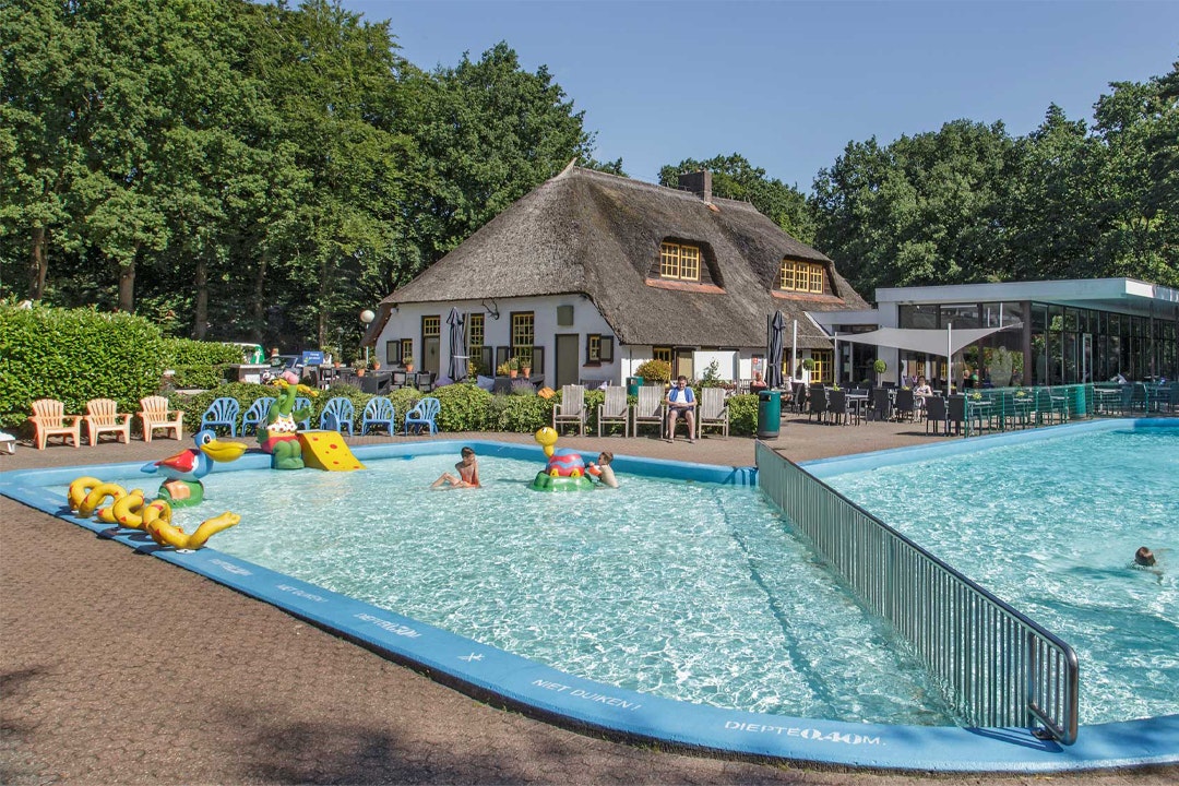 Molecaten Park De Leemkule - Kinderbecken im Freibad des Campingplatzes
