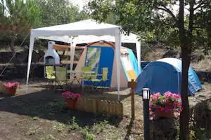 Mons Gibel Camping Park - Zeltplatz mit Grill