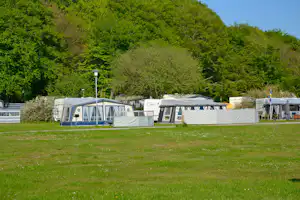 My Camping Tredenborg - Standplatzwiese auf dem Campingplatz