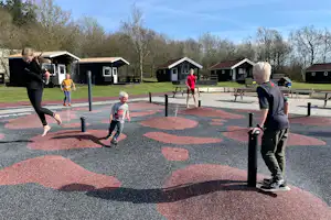Myrhøj Camping - Wasserspielplatz auf dem Campingplatz