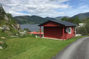 NAF-Camping Kyrping - Mobilheim vom Campingplatz mit Blick auf den Fjord