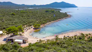 Natura Adriatica - Luftaufnahme des Badestrandes