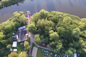 Naturcamping Kirchsee - Campingplatz aus der Vogelperspektive