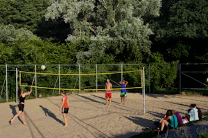 Naturcampingplatz Salem (Kummerower See) - Beachvolleyballfeld auf dem Campingplatz