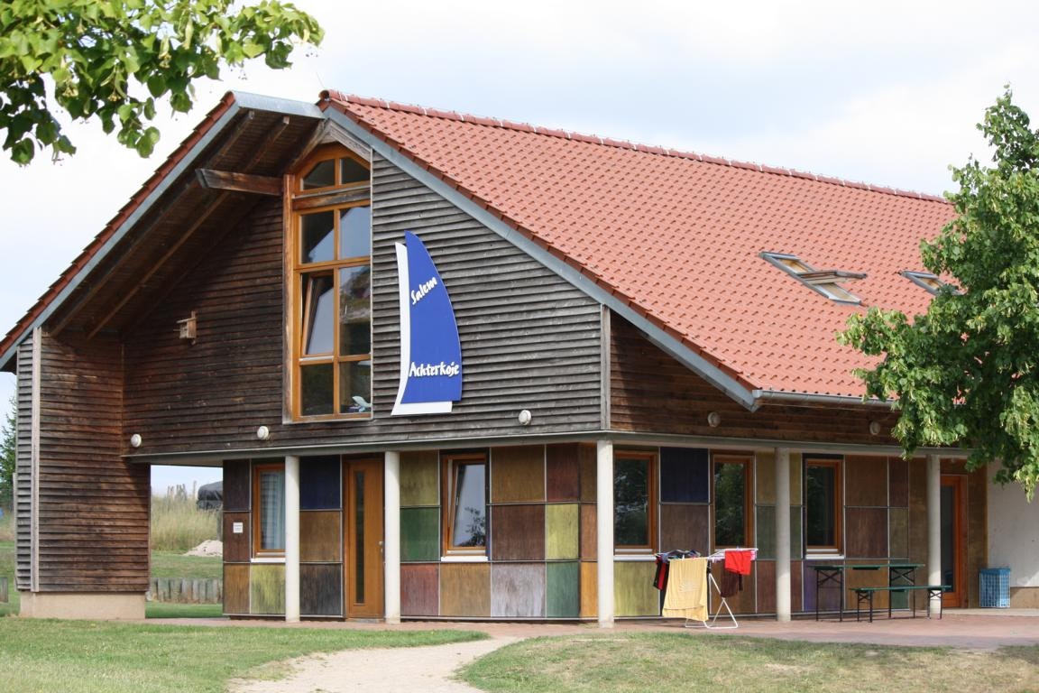 Naturcampingplatz Salem (Kummerower See) - Hauptgebäude auf dem Campingplatz