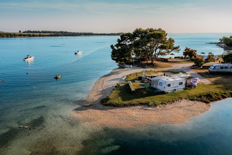 Naturist Solaris Camping Resort - Blick auf den Campingplatz direkt am Strand