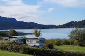 Naturist Camping Turkwiese Keutschach - Stellplätze direkt am See