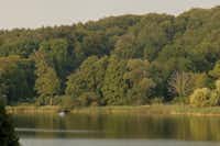 Naturpark-Camping Prinzenholz - Blick auf den See am Campingplatz