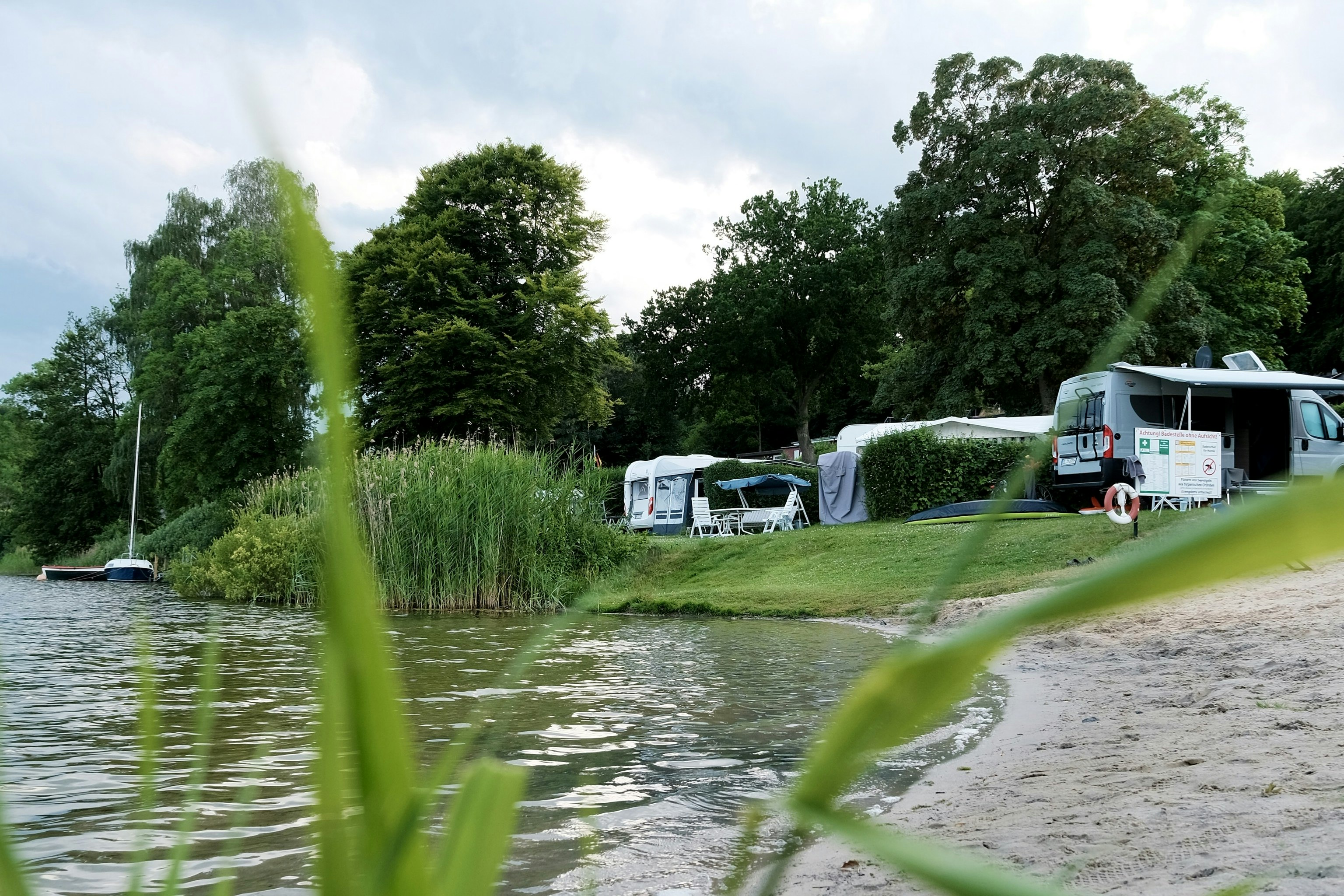 Naturpark-Camping Prinzenholz - Standplätze am Wasser