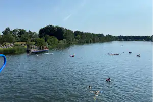 Natuurbad en Camping Engelbert - Campingplatz am Wasser