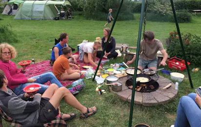 Natuurkampeerterrein De Maasakker