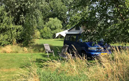 Natuurkampeerterrein De Maasakker