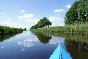 Natuurkampeerterrein De Rietkraag - Kanufahren auf dem Fluss als Freizeitaktivität