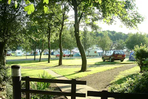 Newhaven Caravan & Camping park - Campingplatz im Grünen