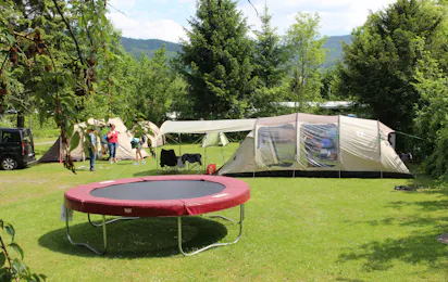 Nibelungen-Camping am Schwimmbad