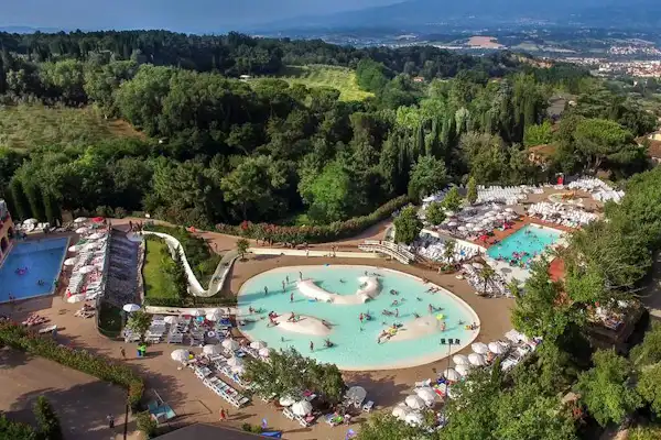 hu Norcenni Girasole Village