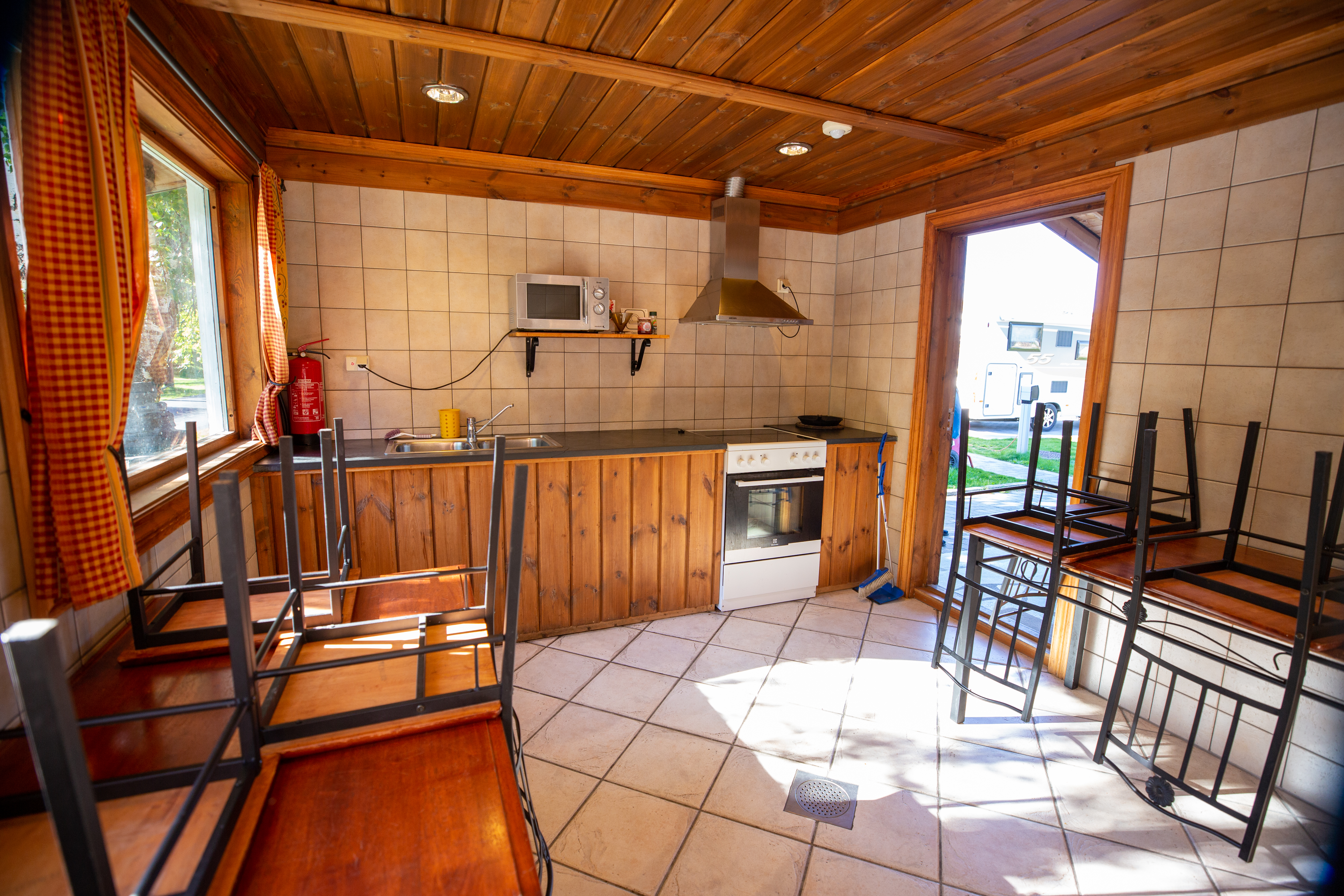 Nordal Turistsenter - Kueche.jpg