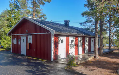 Norrfällsvikens Camping, Stugby & Marina