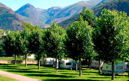 Nou Càmping Bungalows