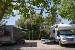Oasi Park Falconara - Standplätze auf dem Campingplatz