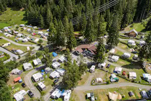 Ötztaler Naturcamping - Sicht von oben auf den Campingplatz