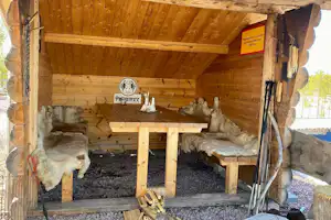 OFFROADCAMP - Grillhütte auf dem Campingplatz