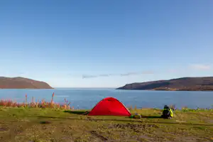 Olderfjord Hotell Russenes Camping - Zeltwiese.jpg