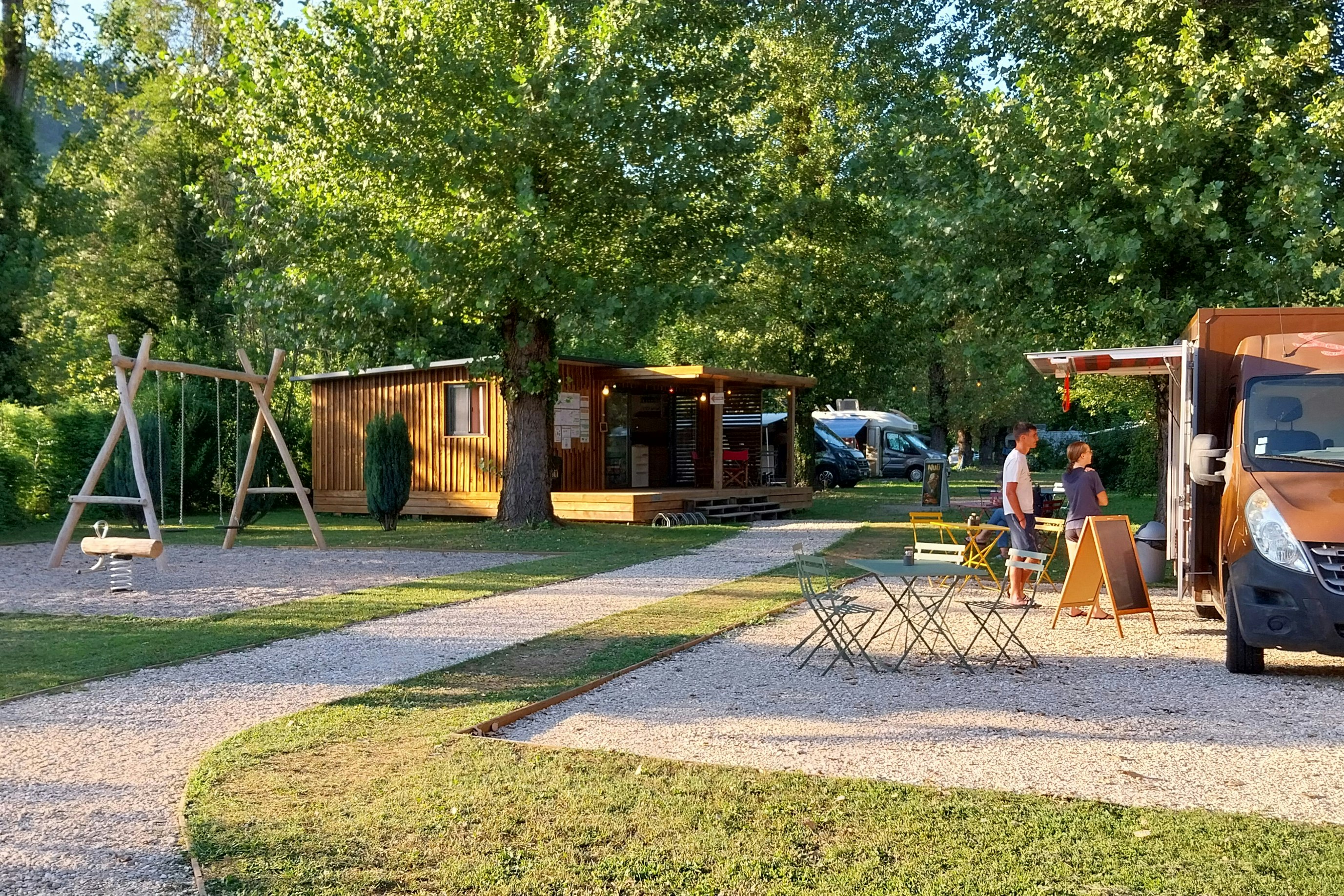 Onlycamp Camping Les Adoubes - Spieplplatz auf dem Campingplatz
