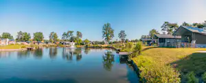 EuroParcs Zilverstrand - Mobilheime am Ufer