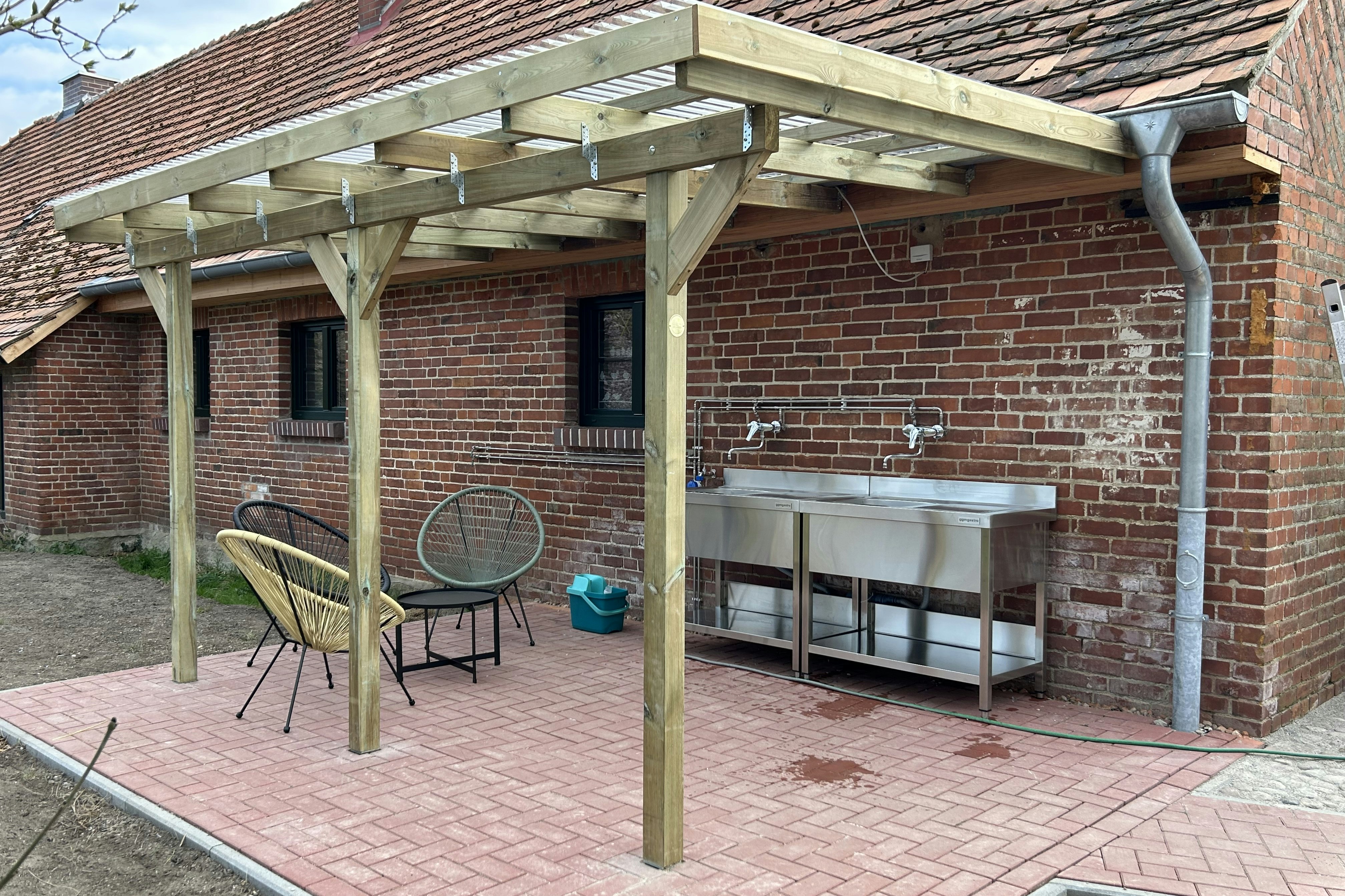 Op'n Dörp - Geschirrspülbereich auf dem Campingplatz