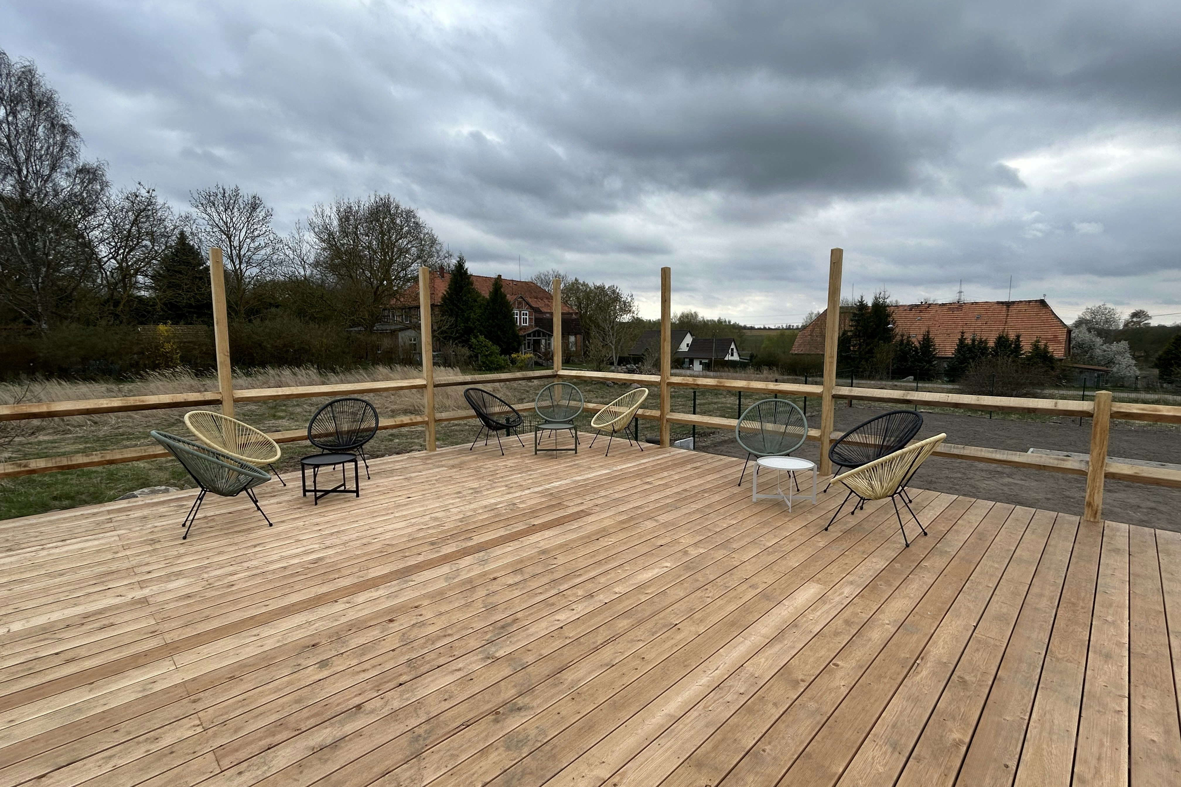 Op'n Dörp - Sonnenterrasse auf dem Campingplatz