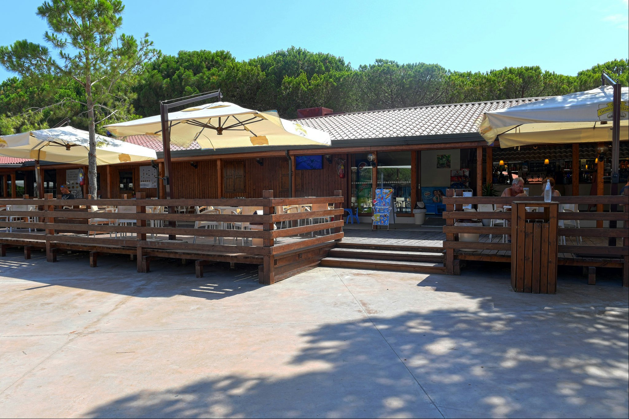 Orbetello Camping Village - Restaurant auf dem Campingplatz mit Außenterrasse