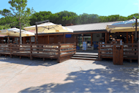 Orbetello Camping Village - Restaurant auf dem Campingplatz mit Außenterrasse