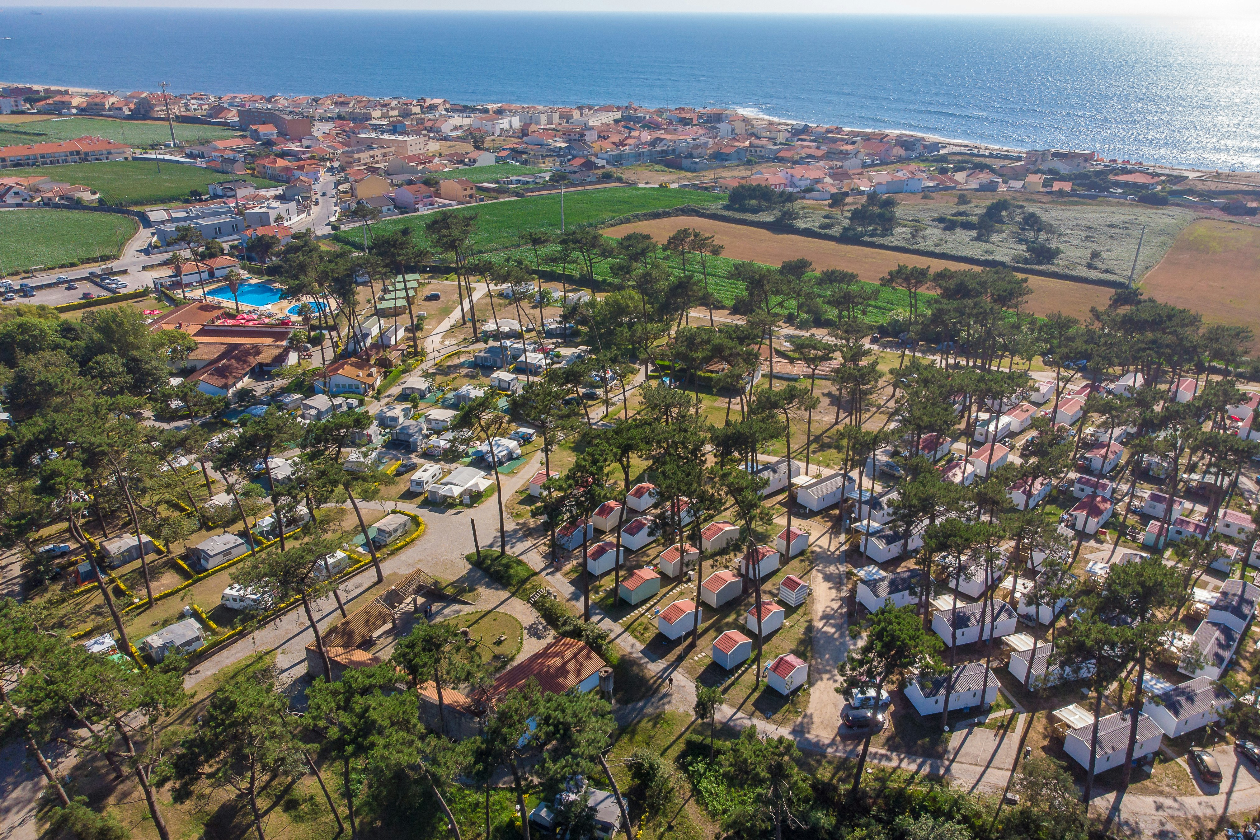 Camping ORBITUR Angeiras  - Campingplatz aus der Vogelperspektive