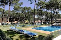 Camping ORBITUR Viana do Castelo  -  Poolbereich auf dem Campingplatz
