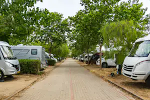 Camping ORBITUR Évora - Standplätze auf dem Campingplatz