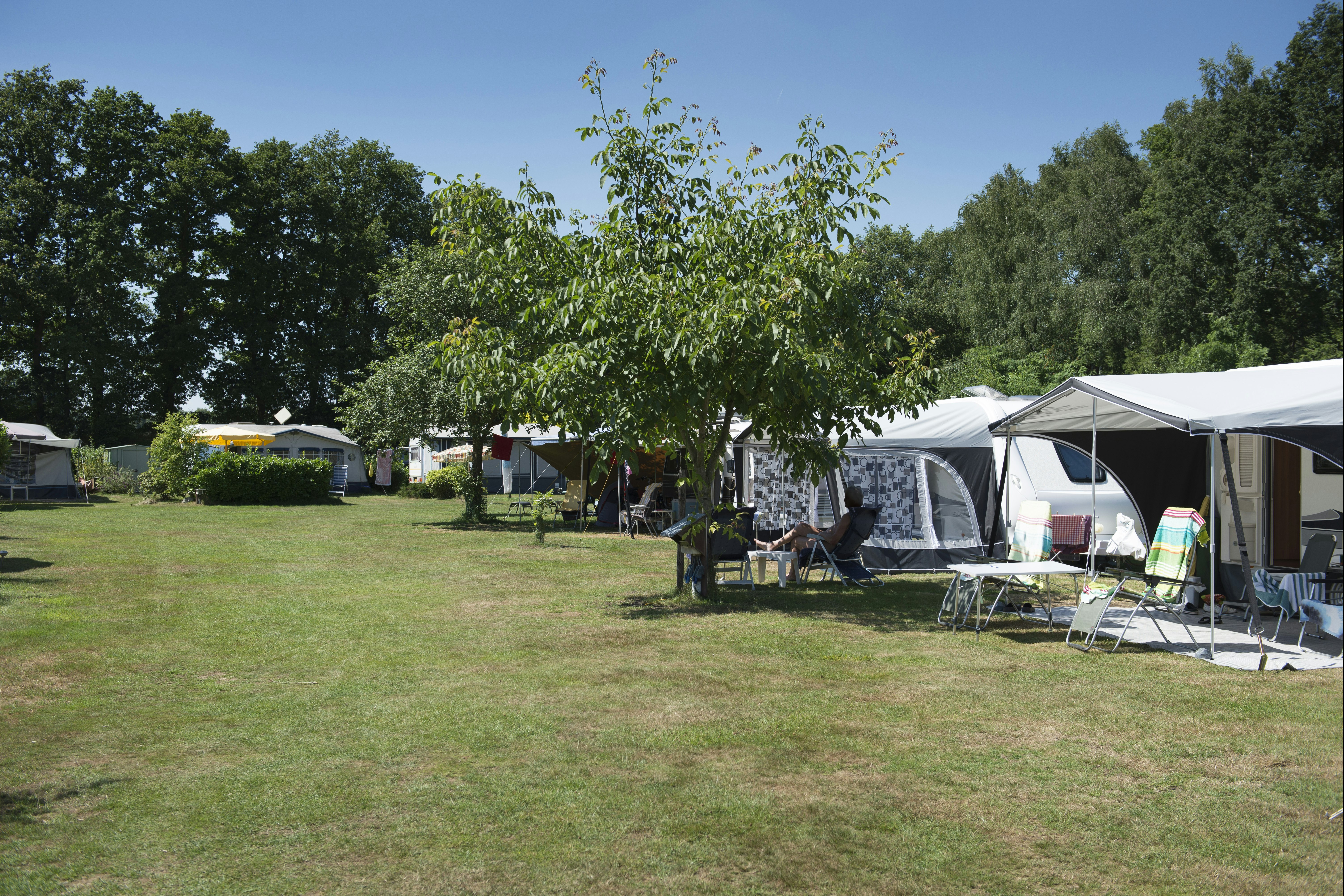 Ostana Naturistenvereniging - Standplätze auf dem Campingplatz