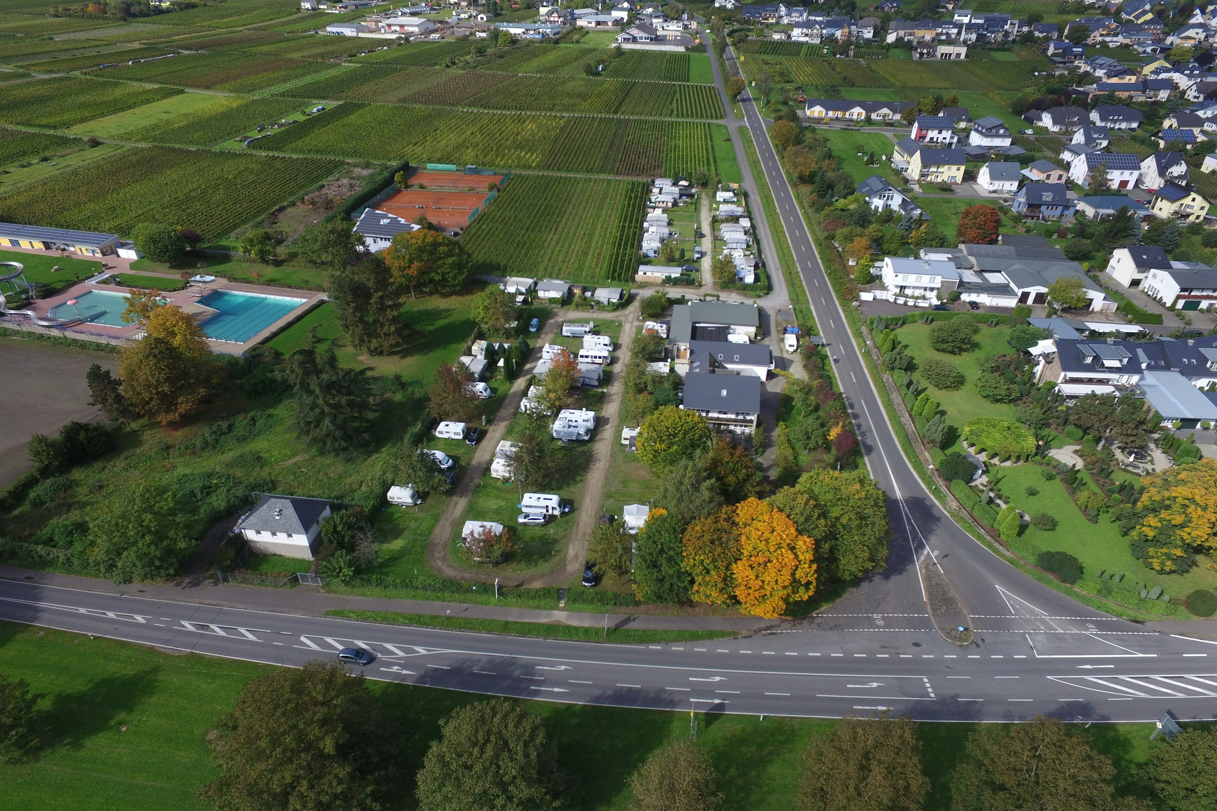 Paradies Camp - Blick auf den Campingplatz aus der Vogelperspektive