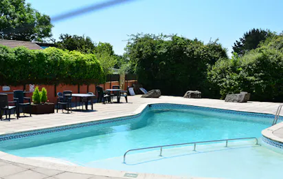 Parbola Holiday Park