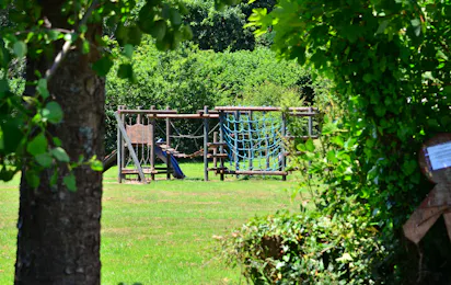 Parbola Holiday Park