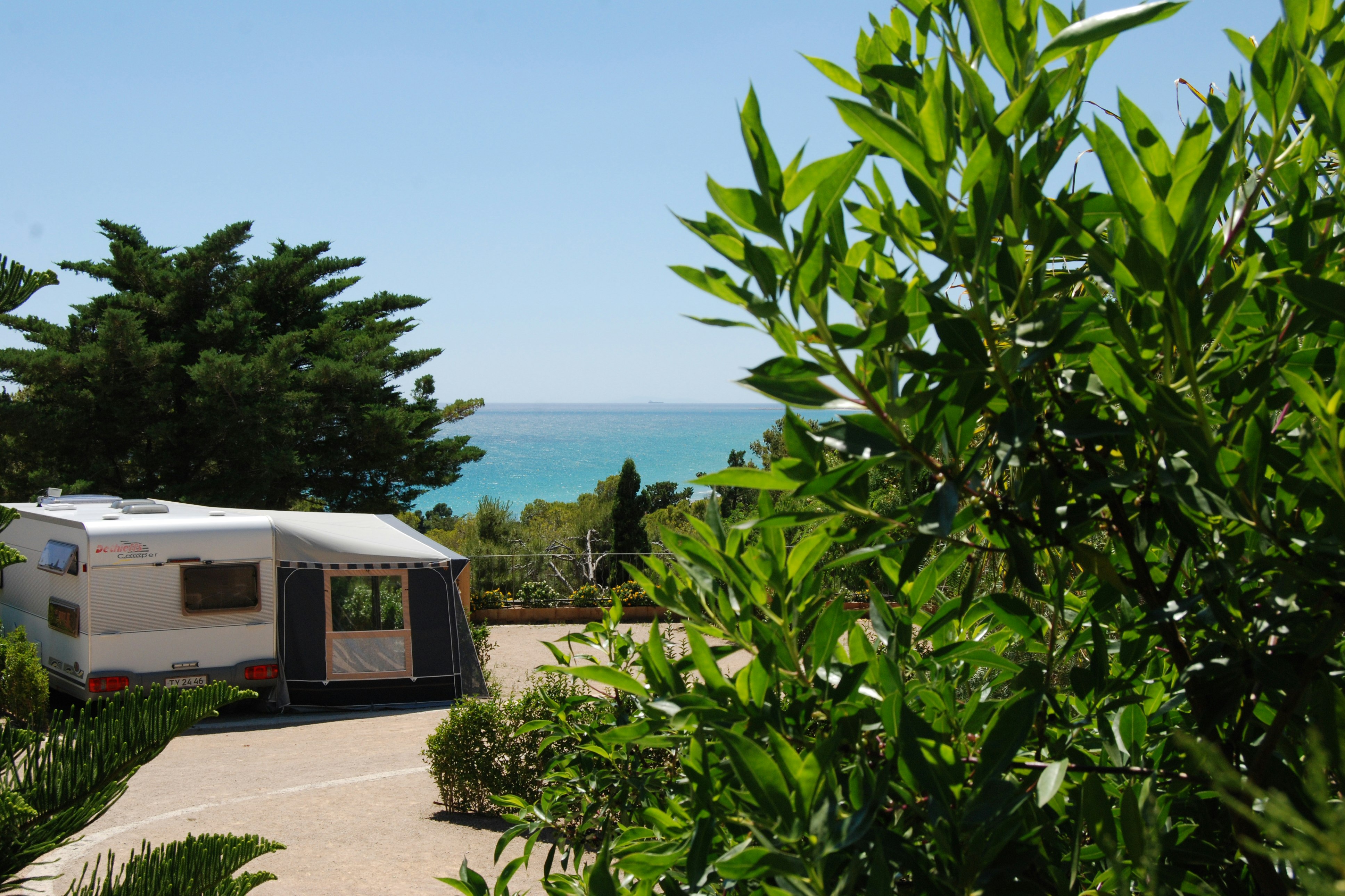 Camping Playa Barà  Park Playa Barà - Standplätze auf dem Campingplatz